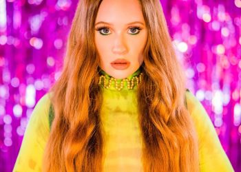 Iyla –  “Strings”