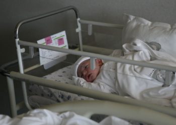 Upstate NY Hospital to Stop Delivering Babies After Unvaccinated Staffers Quit Over Mandate