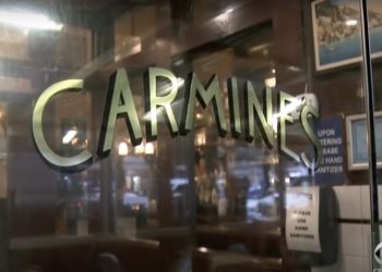 NYC Hostess Attacked by Group of Tourist From Texas After Asking for COVID-19 Vaccination Proof