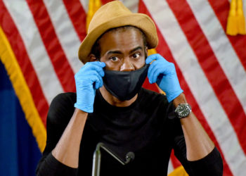Chris Rock Says He Has COVID-19: ‘Get Vaccinated’