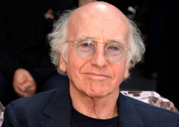 Video Shows Larry David Plugging His Ears at New York Fashion Week Show