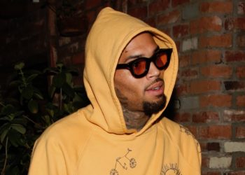 Chris Brown Calls Kyrie Irving a ‘Real Hero’ Over Decision to Not Get Vaccine
