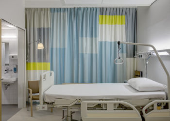 Hospital in Spain Faces Backlash After Doctor ‘Diagnosed’ Woman With ‘Homosexuality’