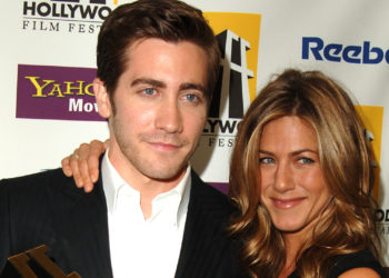 Jake Gyllenhaal Explains Why Filming Sex Scenes With Jennifer Aniston in ‘The Good Girl’ Was ‘Torture’