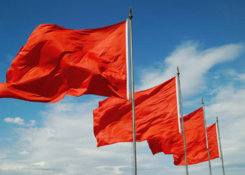 What Are The Red Flag Memes About? A Breakdown of The New Viral Trend