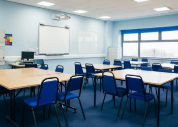 South London Secondary School Bans Students From Using ‘Filler’ Slang