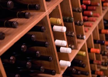 Couple Steals 45 Bottles of Wine Including One Worth $407K From Spanish Restaurant