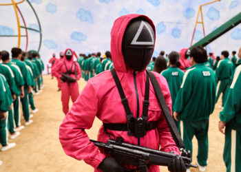 How to Put Together a DIY ‘Squid Game’-Inspired Halloween Costume