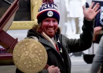 Florida Man Seen Holding House Speaker’s Lectern in Capitol Riot Pleads Guilty