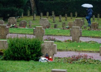 Family Files $88 Million Lawsuit Claiming Wrong Body Was Buried in Their Mother’s Plot