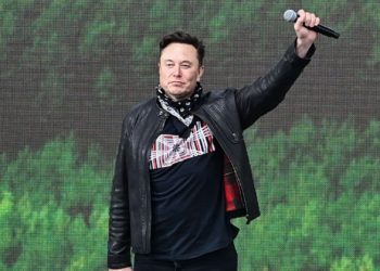 Tesla Stock Drops Reported $40 Billion in Market Value After a Single Tweet From Elon Musk