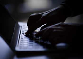 Michigan Woman Pleads Guilty After Trying to Hire Hitman From Fake Website to Kill Ex-Husband