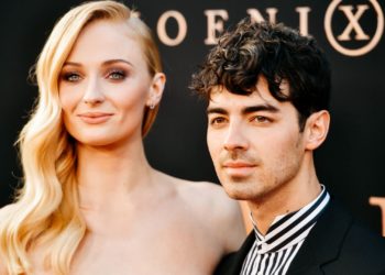 Watch Sophie Turner Get a Vicious Joke off About Joe Jonas’ Purity Ring