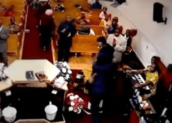 Pastor Tackles and Disarms Gunman at Sunday Service “God Used Me”