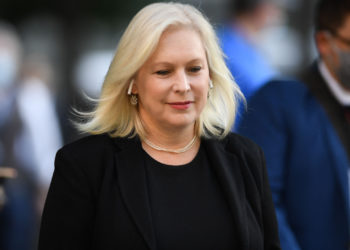 Senator Speaks Out About Bipartisan Push to Set Up UFO Office for Investigation Program: ‘We Need to Know’