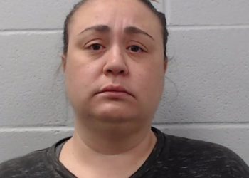 Texas Woman Arrested for Allegedly Pointing Loaded Gun at 7-Year-Old Trick-or-Treater