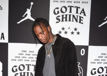 Travis Scott Spotted With Celebrity Friends in First Public Outing Since Astroworld Tragedy
