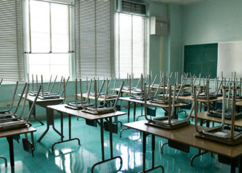 Tennessee HS Student Arrested After 2 School Officials and Nurse Exposed to Fentanyl Hidden in Vape Pen