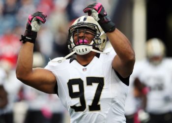 Former NFL Player Glenn Foster Dies After Being Taken Into Police Custody