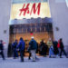 An H&M Store in NYC Closes After Employee Shares Photo Showing Bugs on Clothing