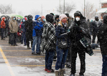 Over 40 Percent of Ontarians Plan to Celebrate Holidays With Extended Family Despite Omicron