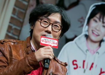 ‘Squid Game’ Creator Hwang Dong-hyuk Says He’s Talking to Netflix About Doing a Third Season