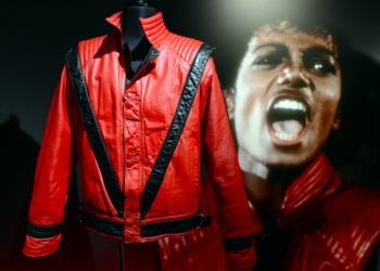 Las Vegas Michael Jackson Impersonator Filmed Fighting With Drunk