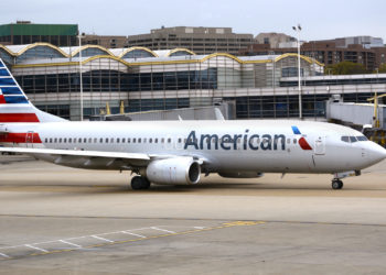 American Airlines Flight on Its Way to London Made U-Turn Back to Miami After Passenger Refused to Wear Mask