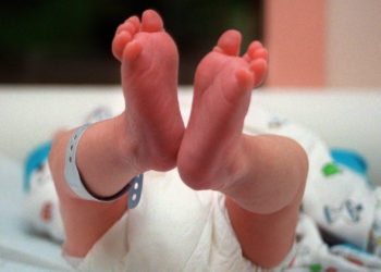 Woman Sues Sperm Donor for Lying About His Background to Have Sex With Her, Gives Up Baby