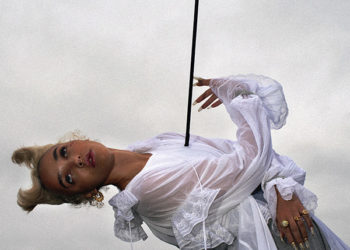 FKA twigs – “meta angel”