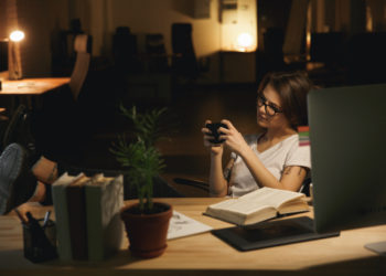 I think my girlfriend is in the beginning stage of an affair situation.