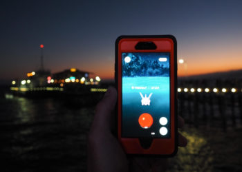 2 LAPD Officers Fired for Ignoring Call for Backup Because They Were Playing ‘Pokémon Go’