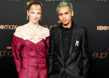 ‘Euphoria’ Stars Hunter Schafer and Dominic Fike Share Kiss Amid Dating Speculation