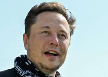 Elon Musk Activates SpaceX’s Internet Service in Ukraine Amid Russian Invasion