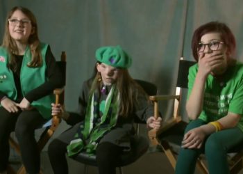 Girl Scouts Selling Cookies in Iowa Robbed of Donation Box