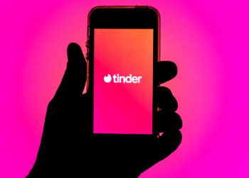 Con Artist Simon Leviev From Netflix’s ‘The Tinder Swindler’ Banned by Dating App