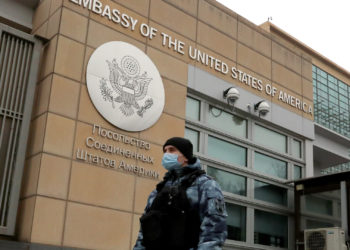 U.S. Embassy Advises Americans in Russia to Consider Leaving Country ‘Immediately’