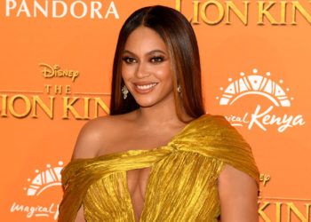 Beyoncé Reportedly Talking to Oscars About Doing Performance From Tennis Courts in Compton