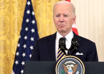 Biden Administration Sued by 21 States Over Federal Transportation Mask Mandate