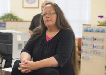 Kentucky Judge Rules Ex-Clerk Who Denied Marriage Licenses to Gay Couples Violated Constitutional Rights