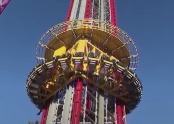14-Year-Old Dies After Falling From Ride at Florida Amusement Park, Investigation Launched
