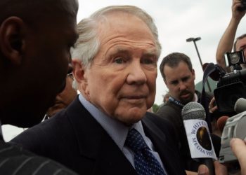 Pat Robertson Dragged for Saying Putin ‘Compelled by God’ to Invade Ukraine