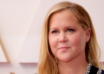 Amy Schumer Reveals Alec Baldwin ‘Rust’ Joke She Was Told Not to Say at Oscars