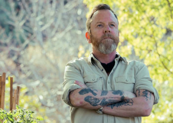Kiefer Sutherland on ‘The Contractor,’ the American Dream, and Missing Harvey’s