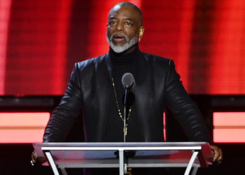 LeVar Burton and Trevor Noah Joke About Will Smith’s Oscars Slap at 2022 Grammys