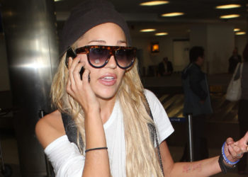 Amanda Bynes Denies Posting Nude Photo on Twitter from Alleged Burner Account