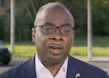 Buffalo Mayor Praises ‘Hero’ Security Guard who Died While Confronting Supermarket Gunman