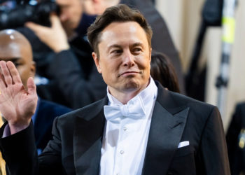 Elon Musk Says He’ll Vote Republican in Upcoming Election, Describes Himself as a ‘Moderate’