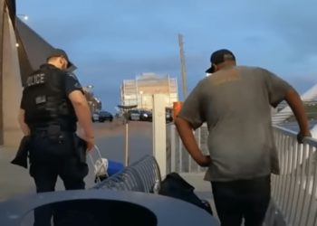 Video Shows Arizona Police Allegedly Refusing to Help Man Who Drowned in Lake: ‘I’m Not Jumping in After You’