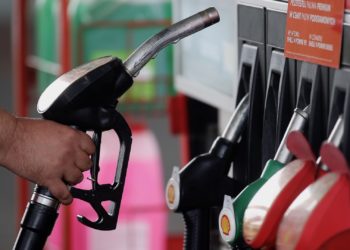 About 70 Percent of Canadian Drivers Fear They Can’t Afford Gas as Prices Surge: Poll
